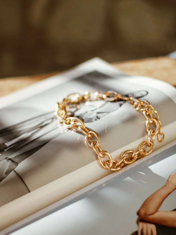 Necklace flatlay